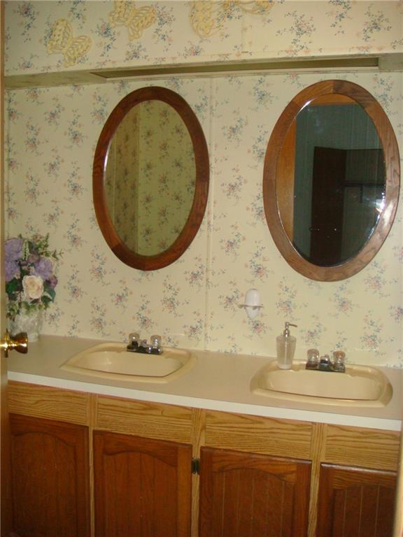 12217 Woodland Hills, Oklahoma City, OK 73131