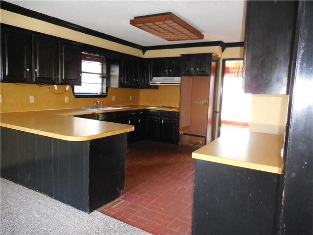 6413 Ellen LnOklahoma City, OK, 73132Oklahoma County