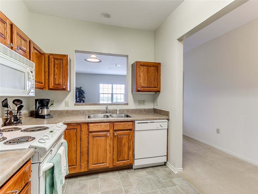 7707 W Britton Road, Oklahoma City, OK 73132