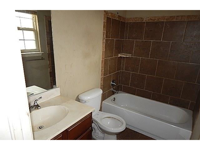 6104 Courtyards CtOklahoma City, OK, 73149Oklahoma County