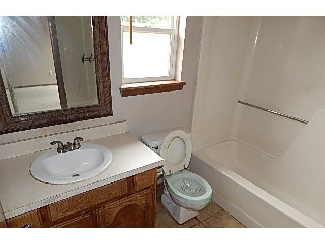 3205 SW 84th StOklahoma City, OK, 73159Oklahoma County