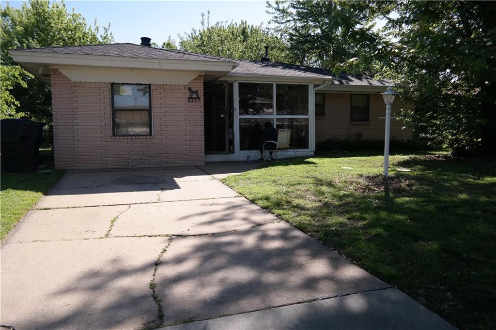 3237 S Madole Boulevard, Oklahoma City, OK 73159