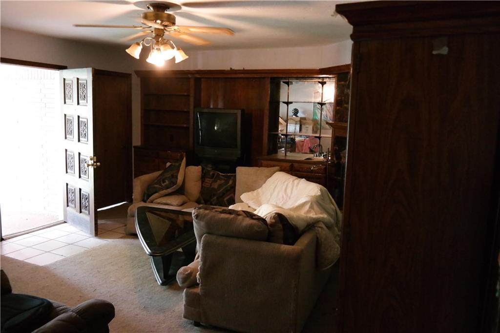 3237 S Madole Boulevard, Oklahoma City, OK 73159