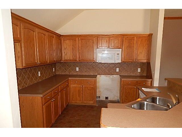 1616 SW 31st TerMoore, OK, 73160Cleveland County