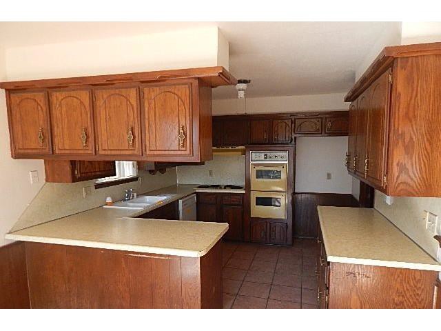 1112 NE 5th StMoore, OK, 73160Cleveland County