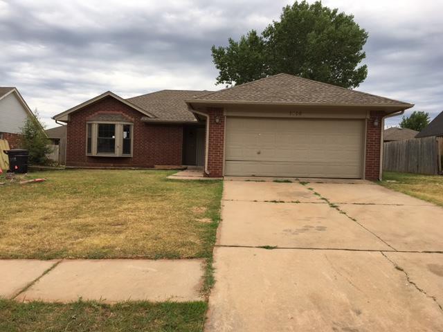 1816 SE 16th StMoore, OK, 73160Cleveland County