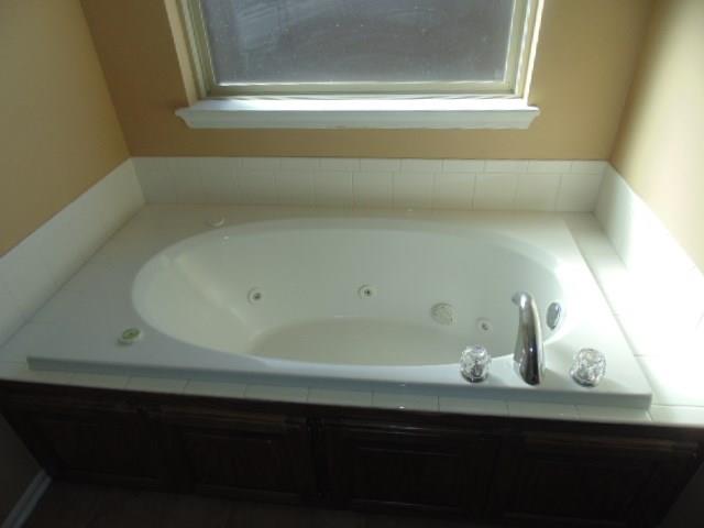 1401 SE 10th Street, Moore, OK 73160