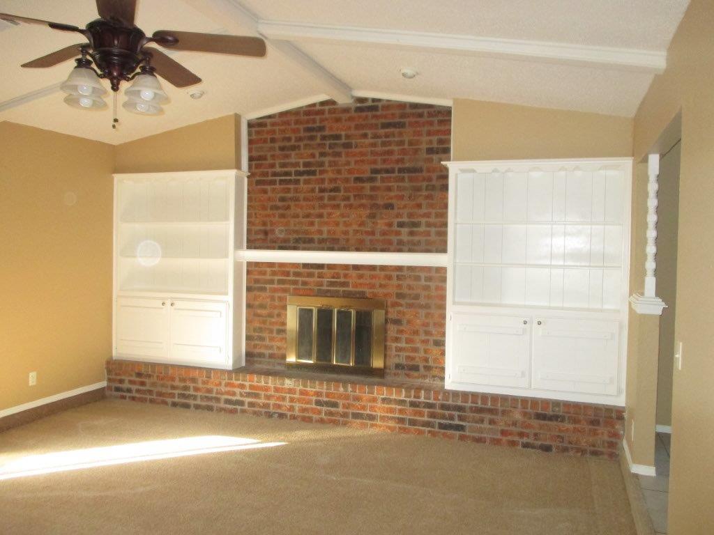 501 S Bouziden Drive, Moore, OK 73160