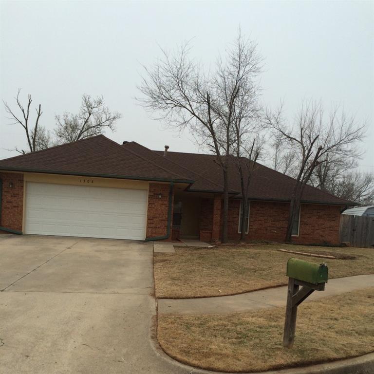 1308 SE 3rd Street, Moore, OK 73160