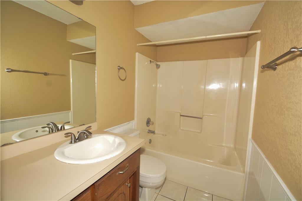 2108 NE 9th Street, Moore, OK 73160