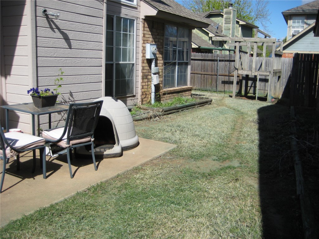 531 Stoneridge, Moore, OK 73160