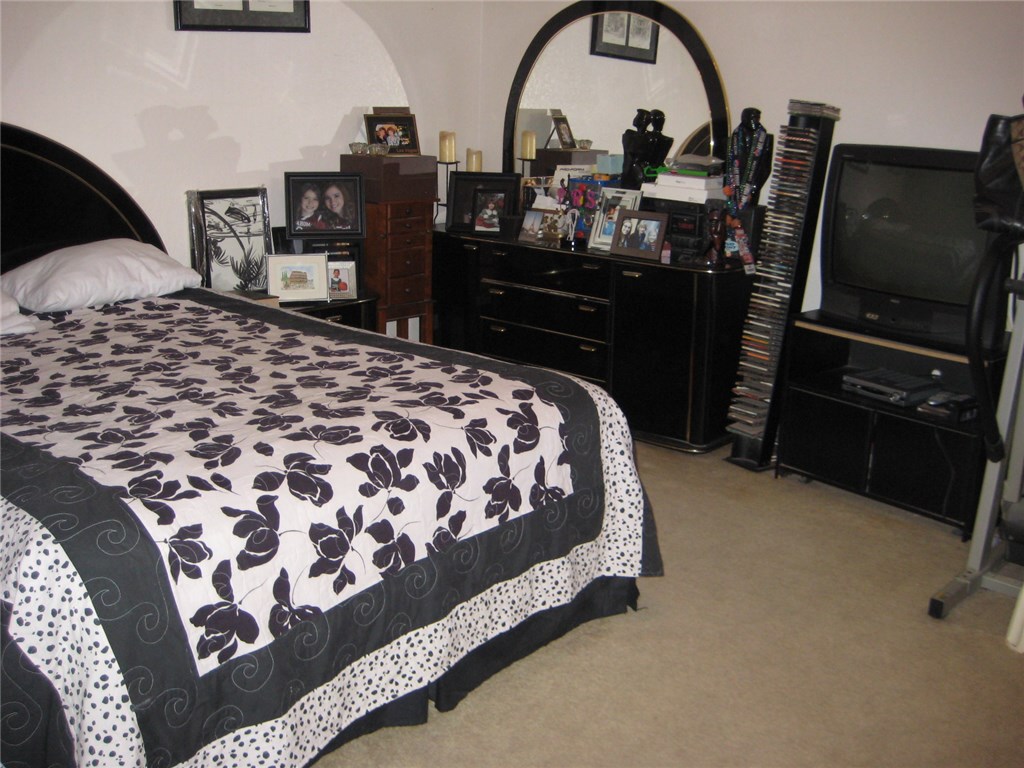 531 Stoneridge, Moore, OK 73160