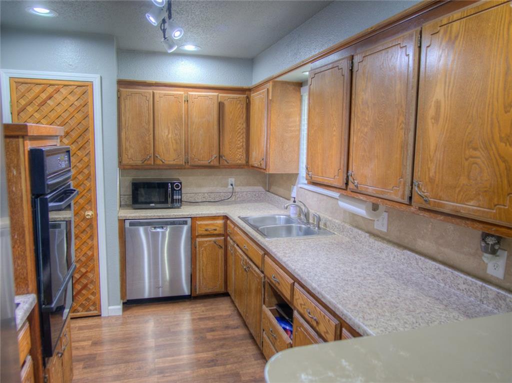 764 Camelot Drive, Moore, OK 73160