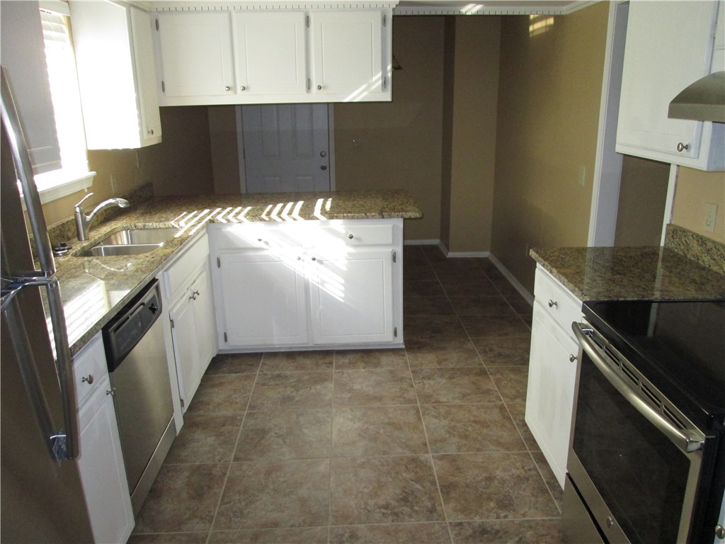11041 N Eagle Lane, Oklahoma City, OK 73162