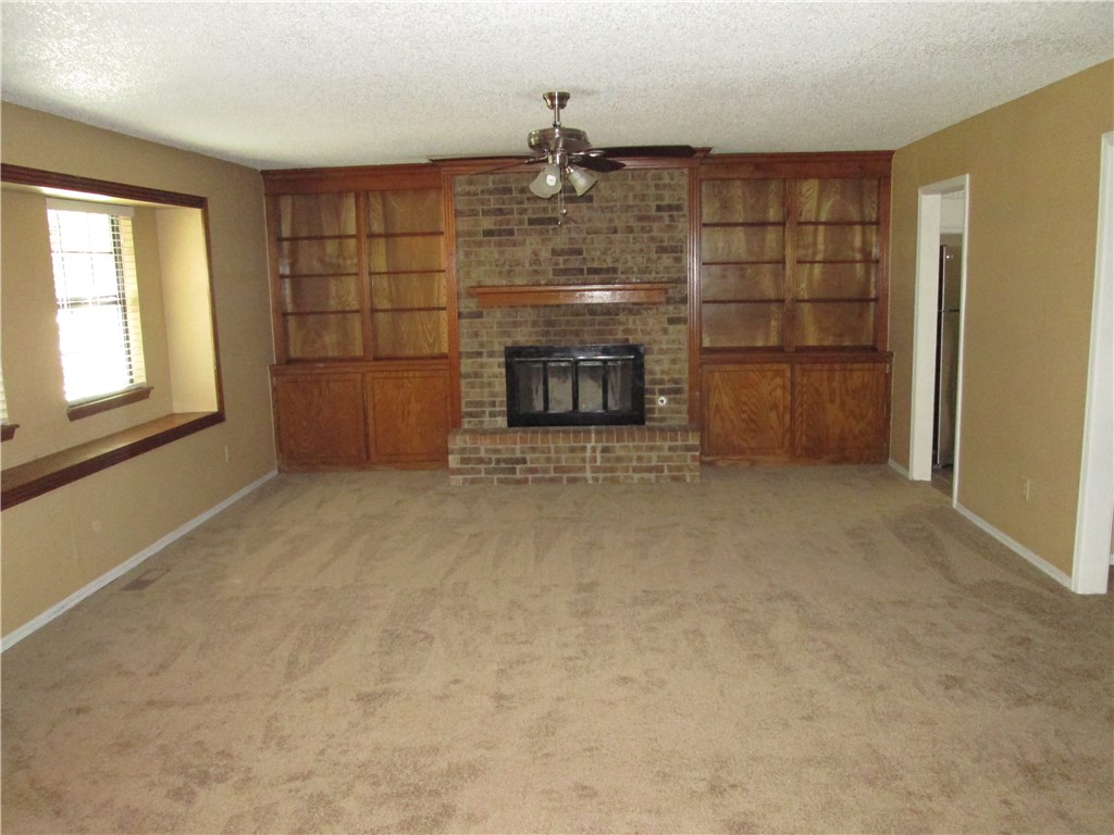 11041 N Eagle Lane, Oklahoma City, OK 73162