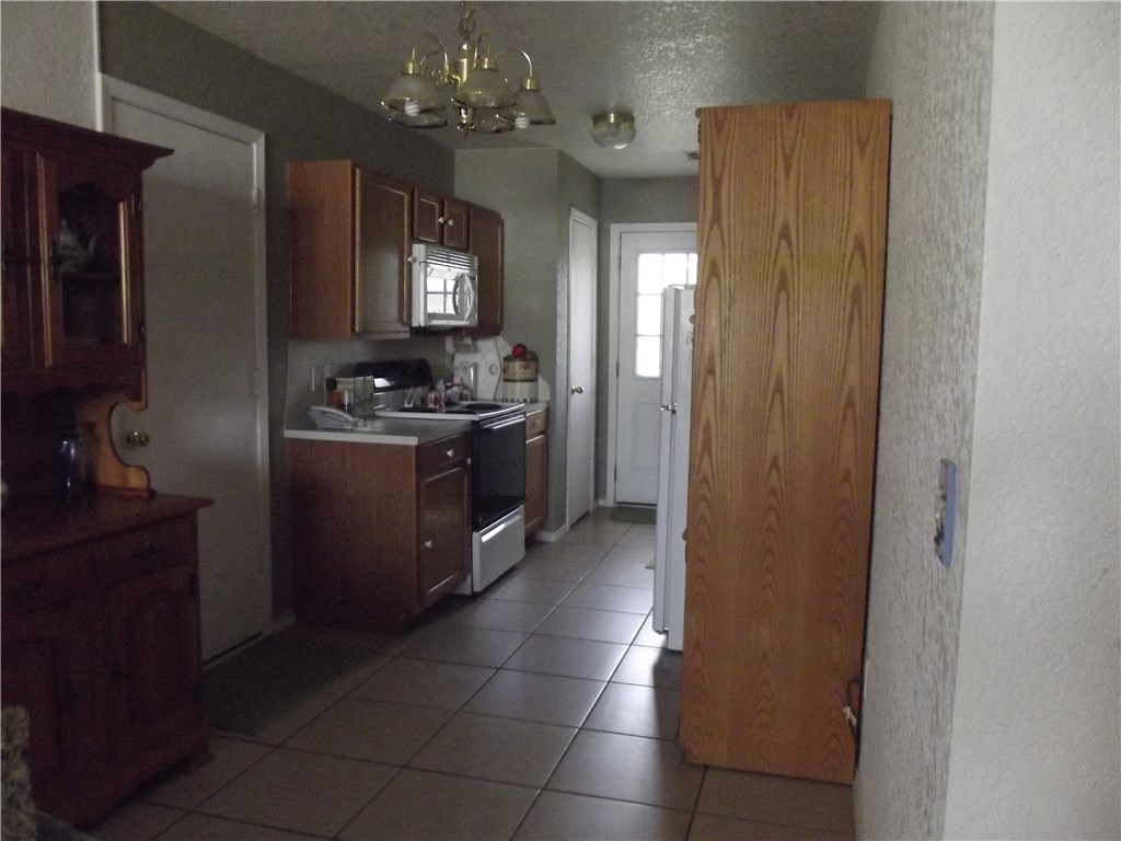 15401 Acacia Road, Oklahoma City, OK 73170