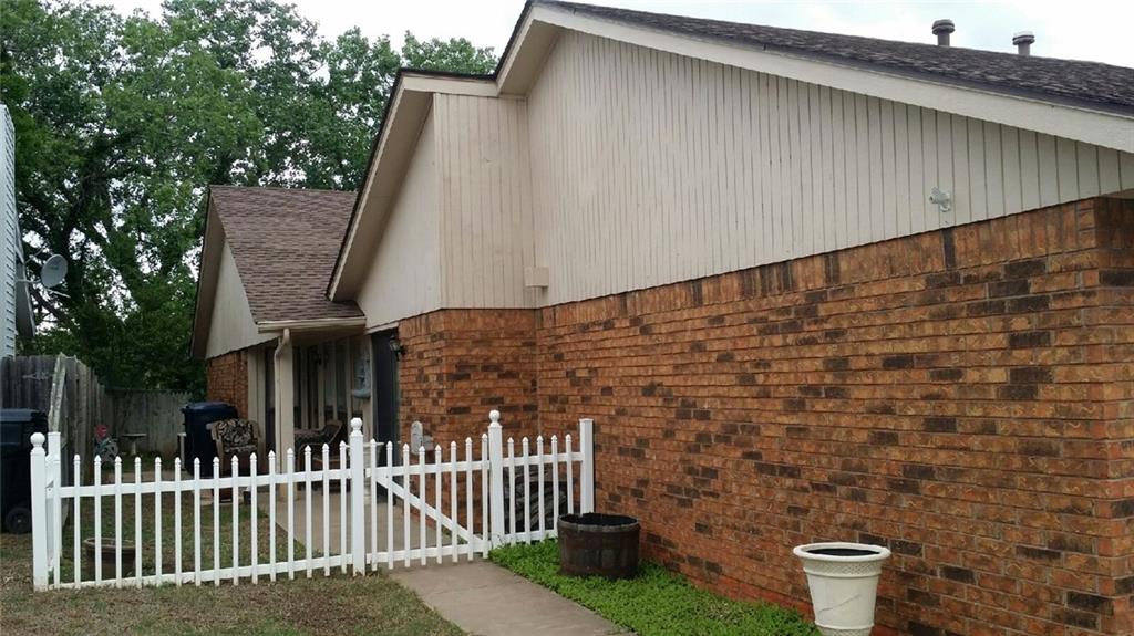 12100 Briarlake Court, Oklahoma City, OK 73170