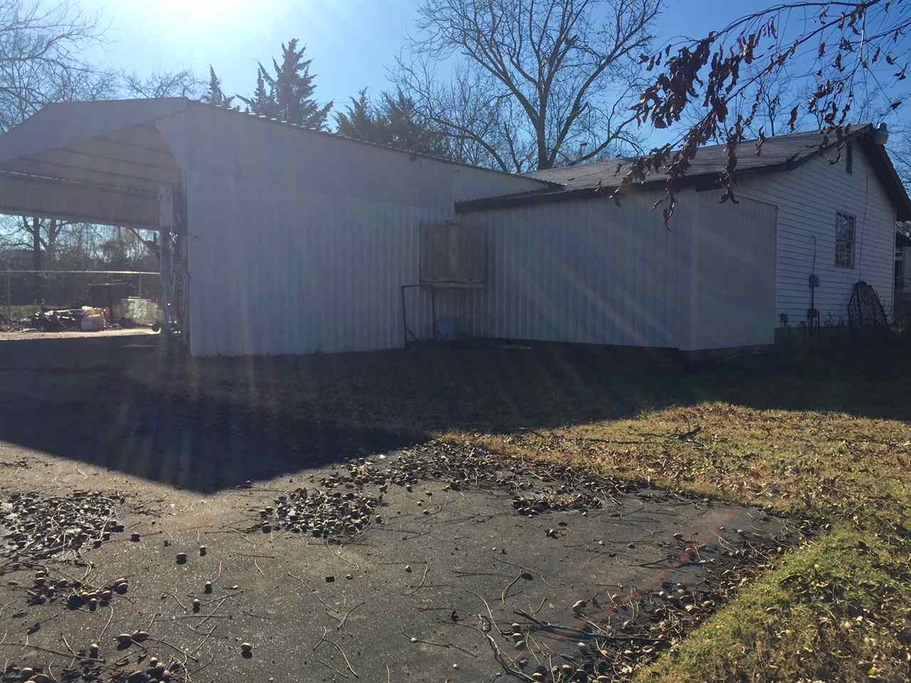 1613 Chickasaw Boulevard, Ardmore, OK 73401