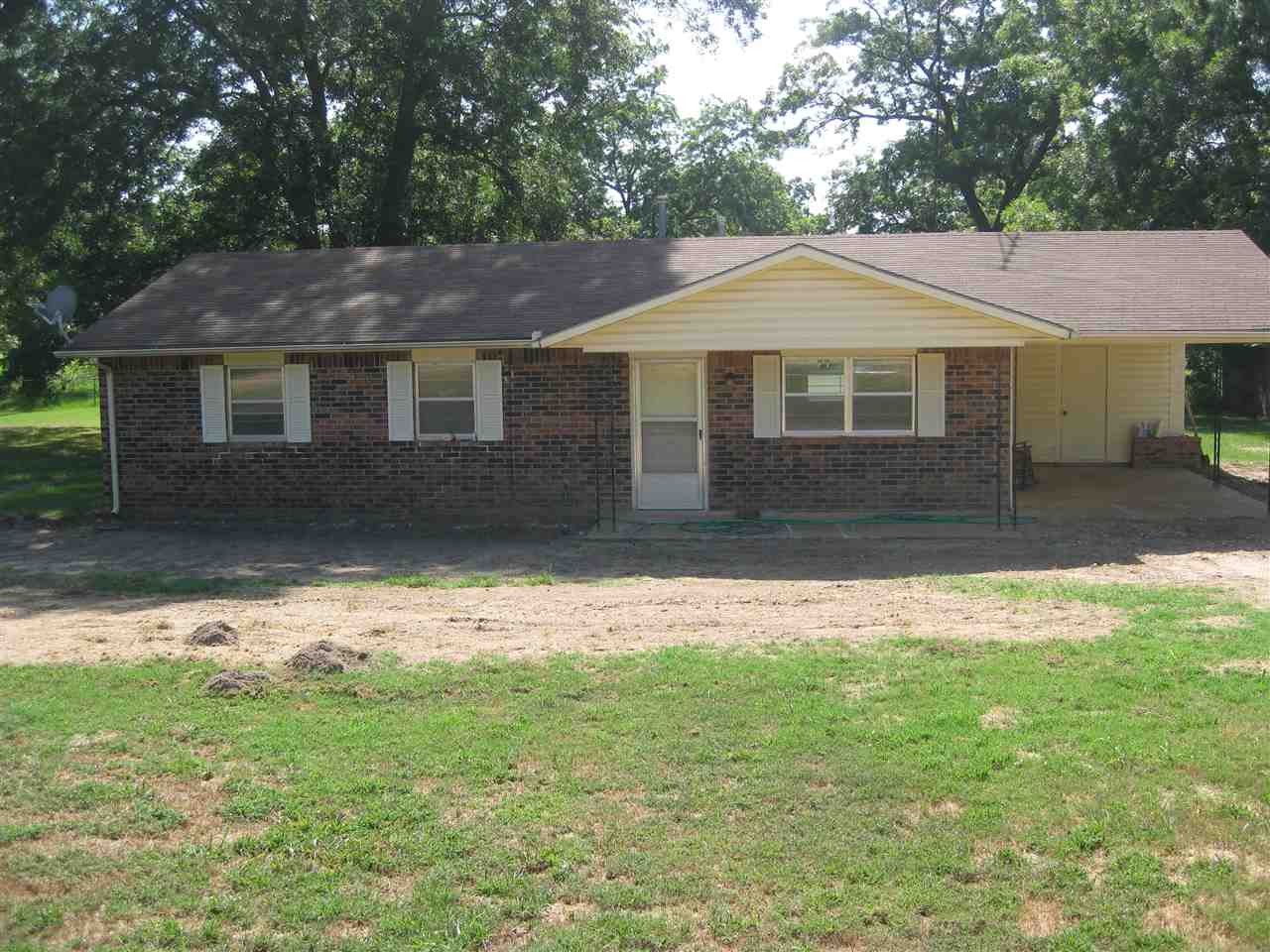 13425 S Folsom Rd, Coleman, OK 73432