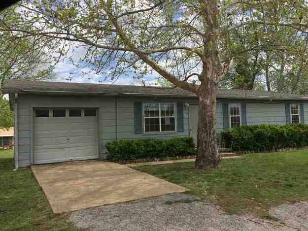 304 N Missouri StElmore City, OK, 73433Garvin County