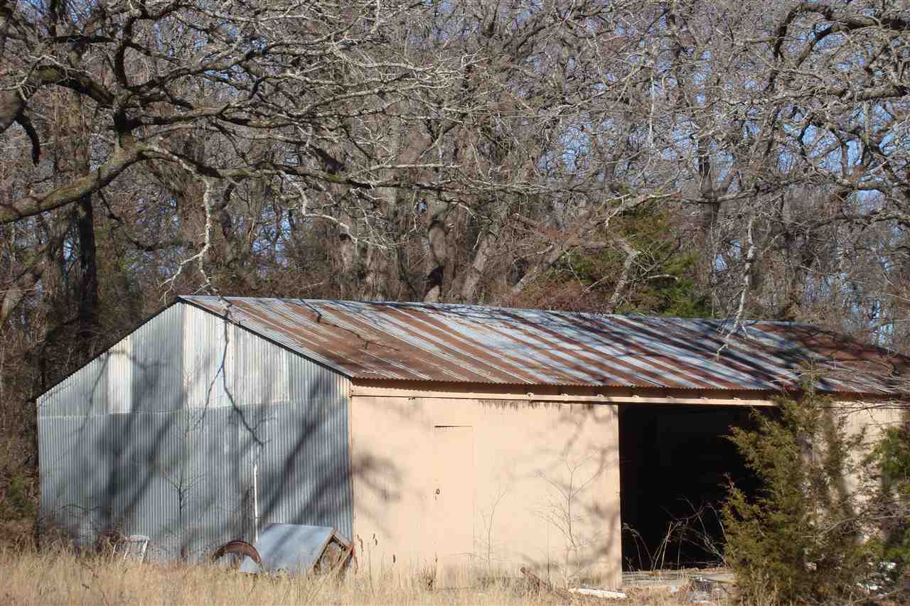 11327 Oakview Road, Kingston, OK 73439