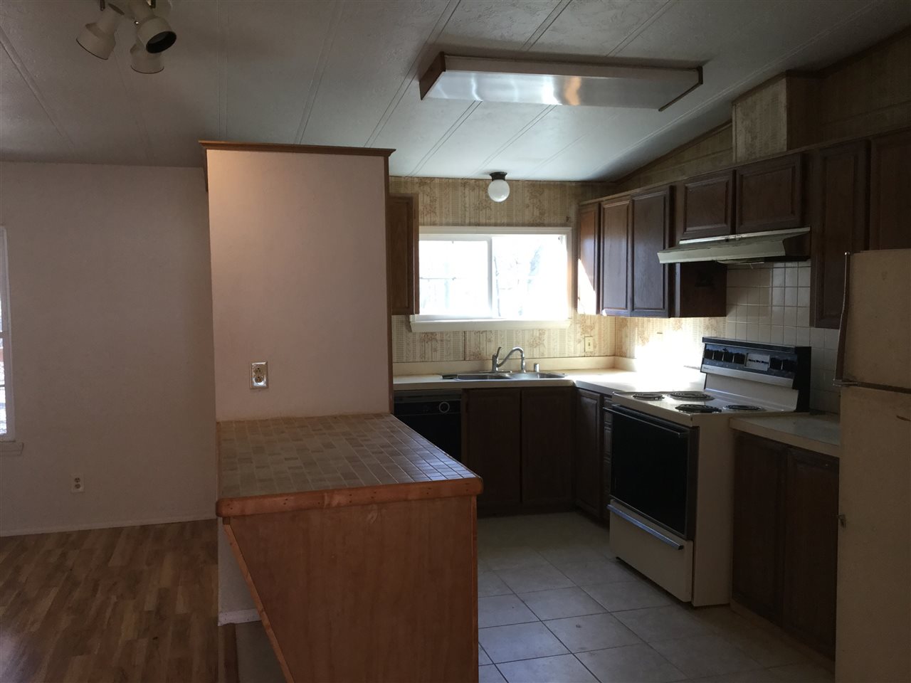 10865 Wisteria, Kingston, OK 73439