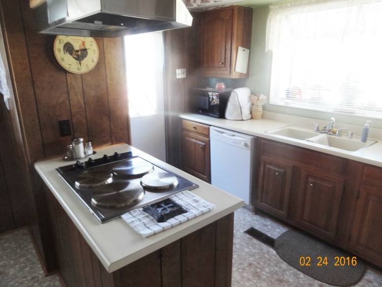 7589 Shay Rd., Kingston, OK 73439