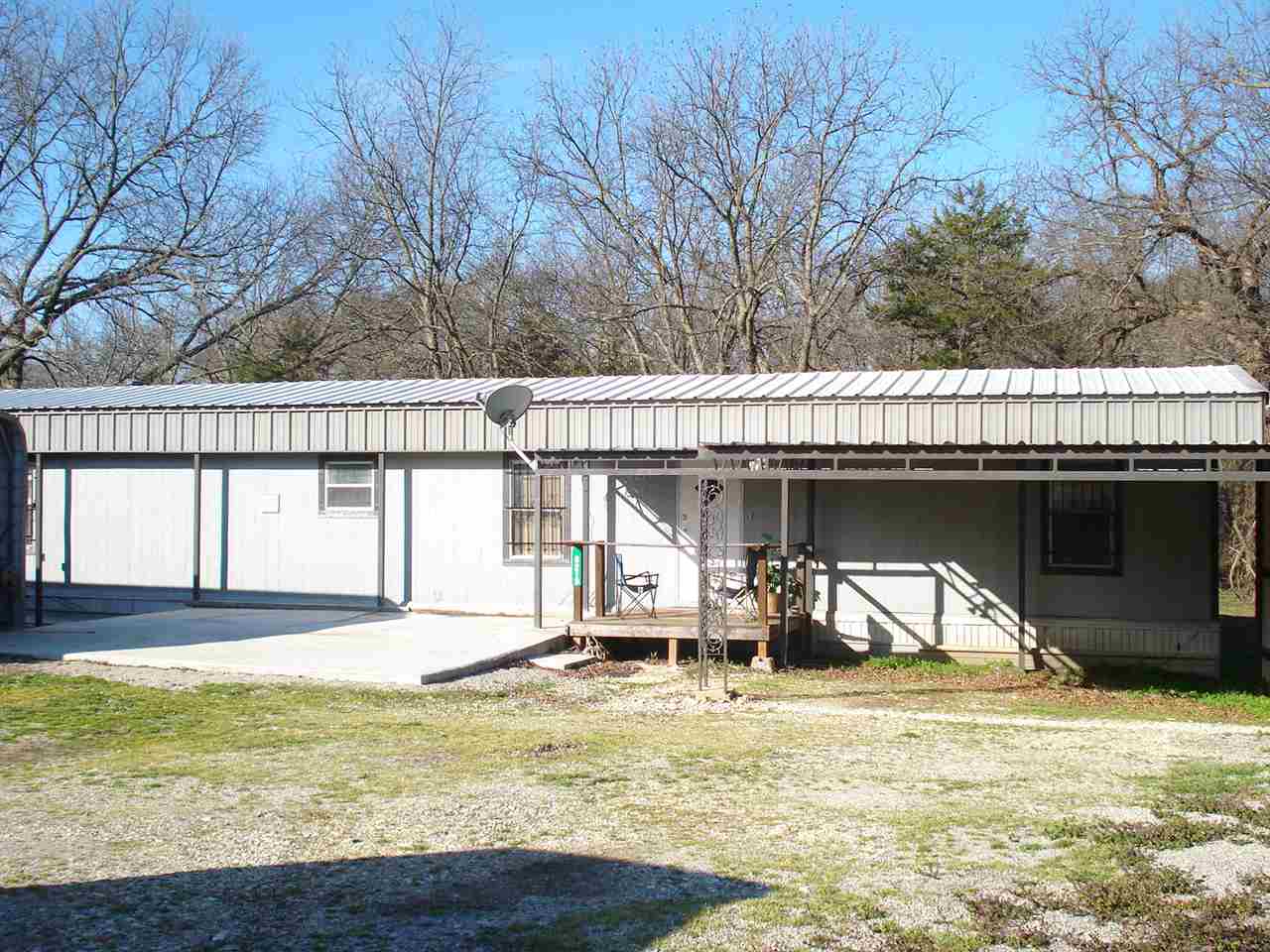 8211 & 8215 Hwy 70A, Kingston, OK 73439
