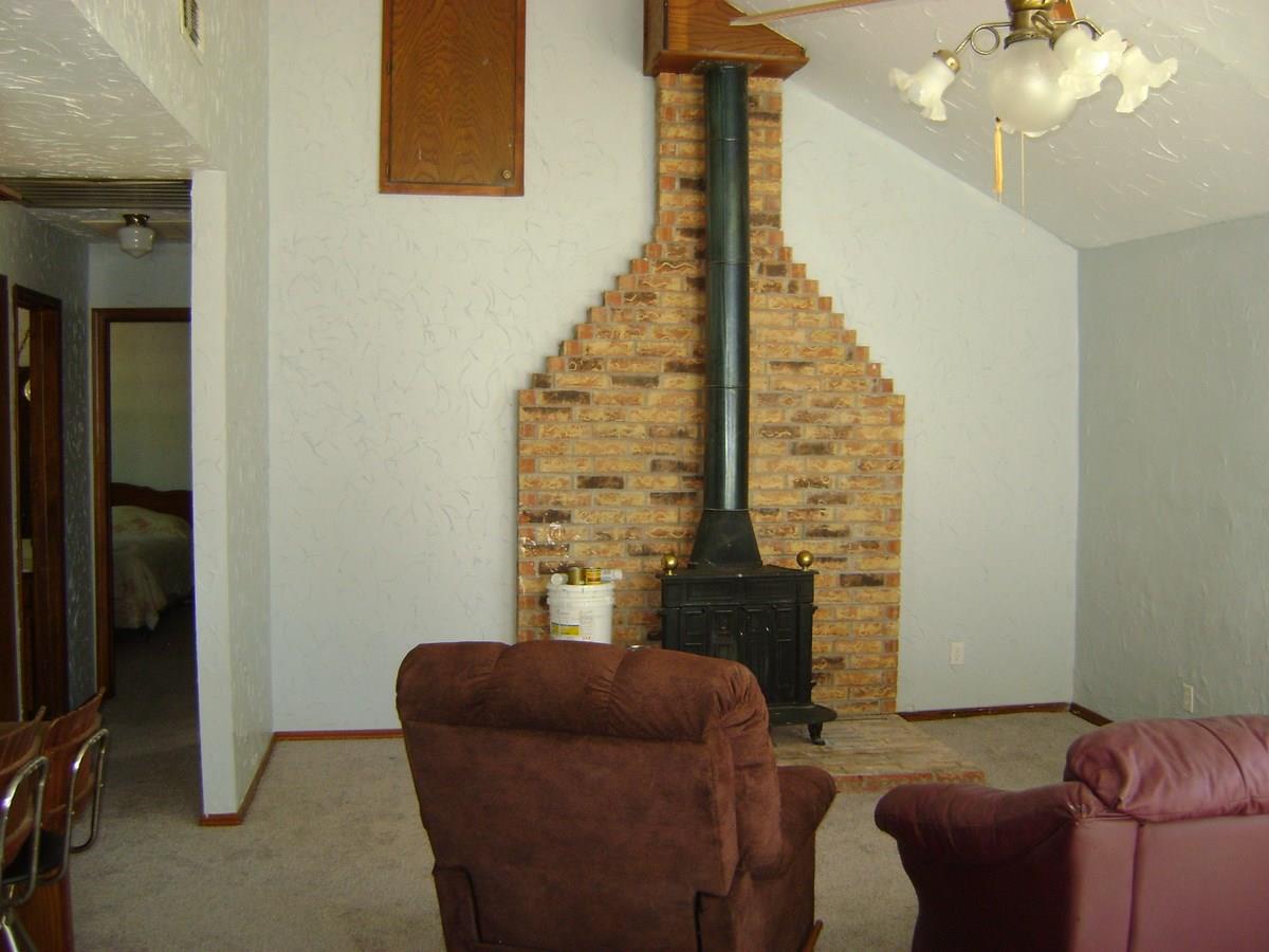 7668 Tomahawk Ln, Kingston, OK 73439