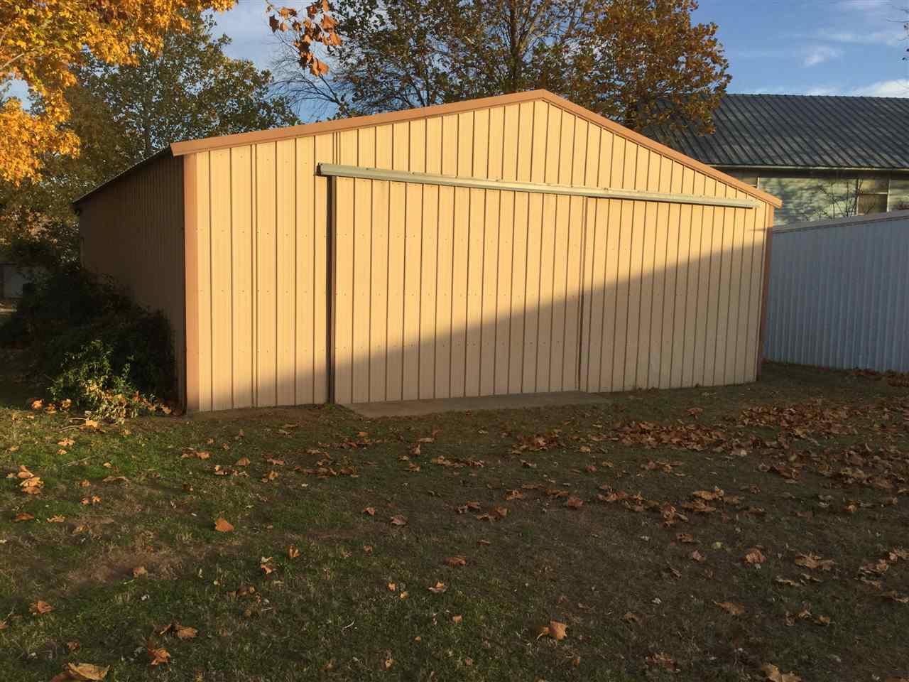10505 Vickie Dr., Kingston, OK 73439