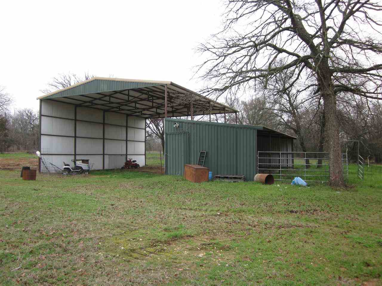 5924 Enos Rd., Kingston, OK 73439