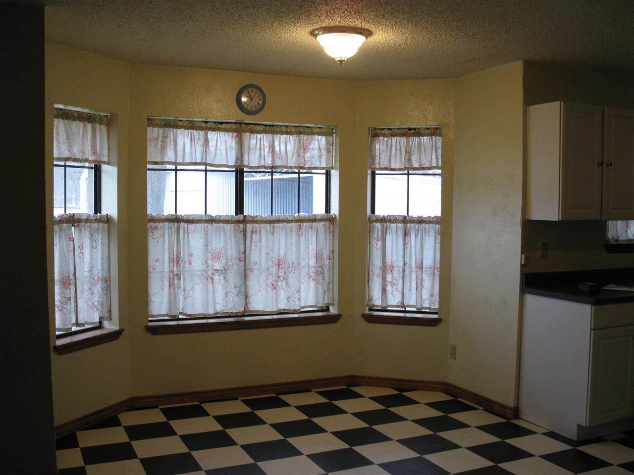 12415 Lighthouse Road, Kingston, OK 73439