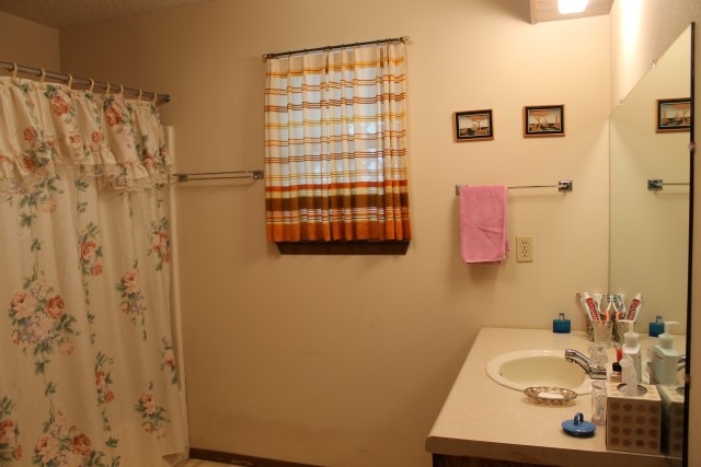 13644 Limestone, Kingston, OK 73439