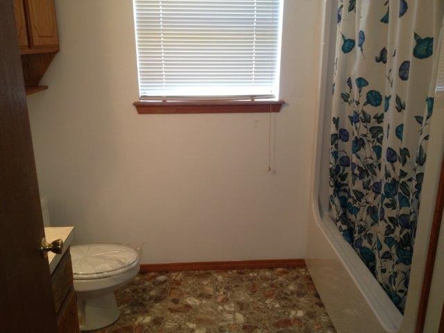 3619 Osage Dr., Kingston, OK 73439