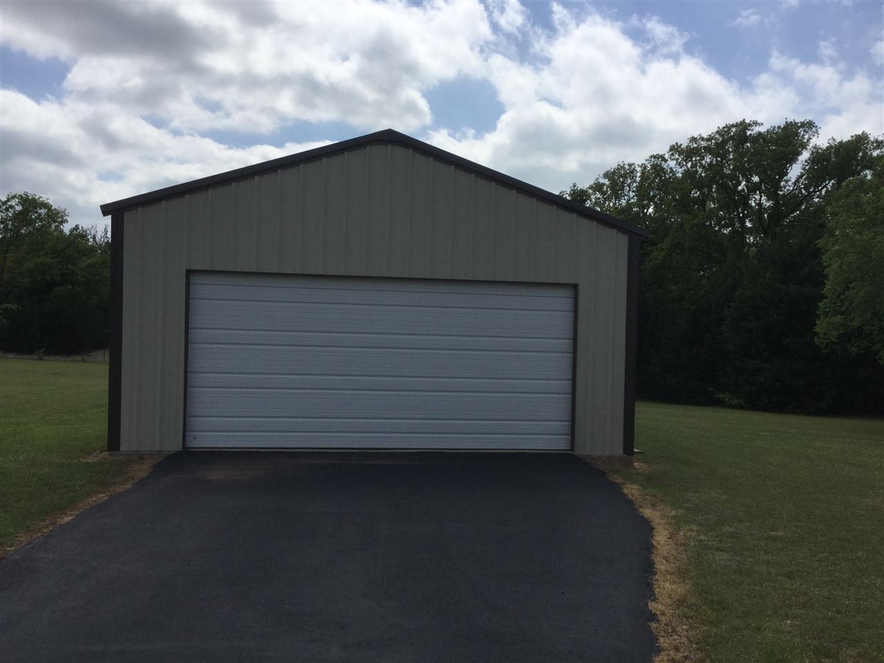 7449 Sunset Circle, Kingston, OK 73439
