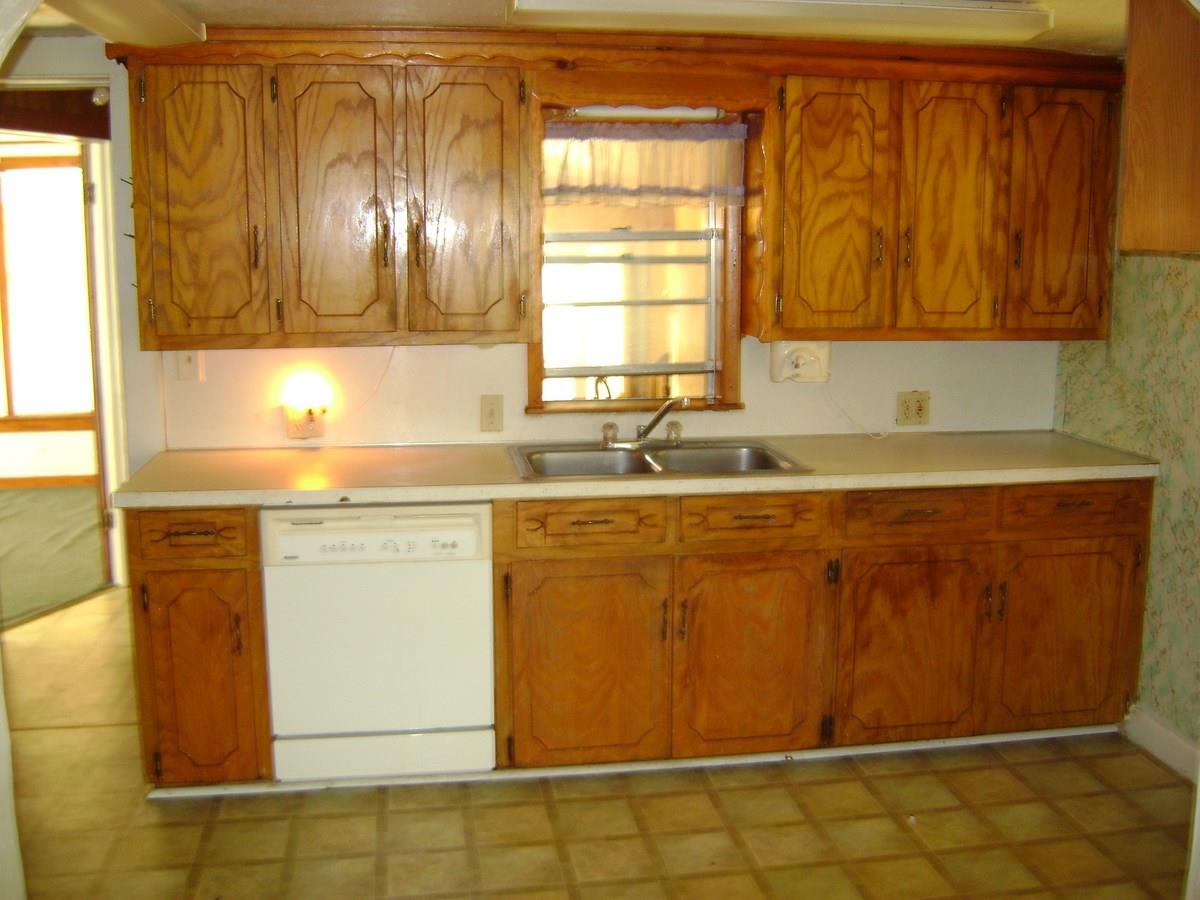 511 W Harris St, Madill, OK 73446