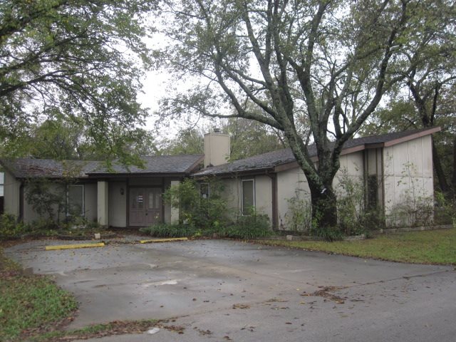 1111 W Taliaferro St, Madill, OK 73446