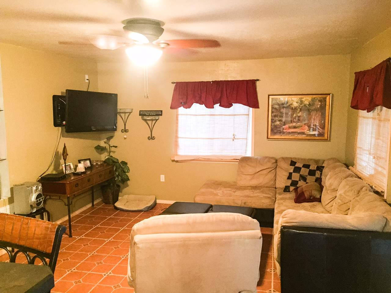 8881 Birch St, Kingston, OK 73446