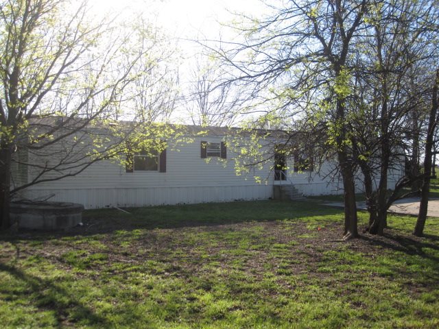 6069 E Flint Ln, Milburn, OK 73450