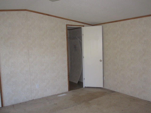 6069 E Flint Ln, Milburn, OK 73450