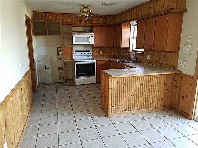 5008 SE Aberdeen AveLawton, OK, 73501Comanche County