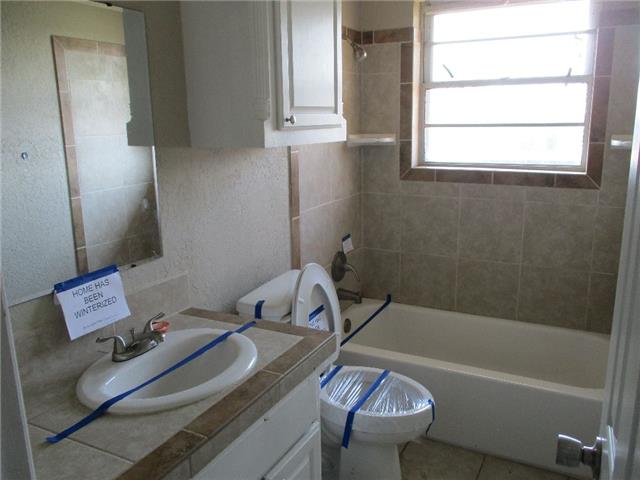 4216 SE Avondale LnLawton, OK, 73501Comanche County