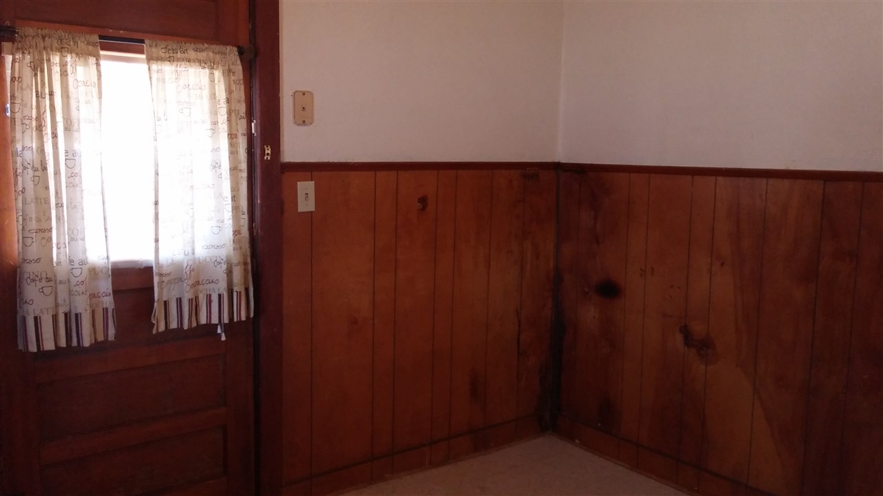 708 SW 9th St, Lawton, OK 73501