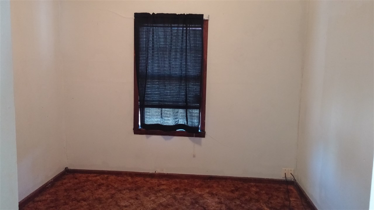 708 SW 9th St, Lawton, OK 73501