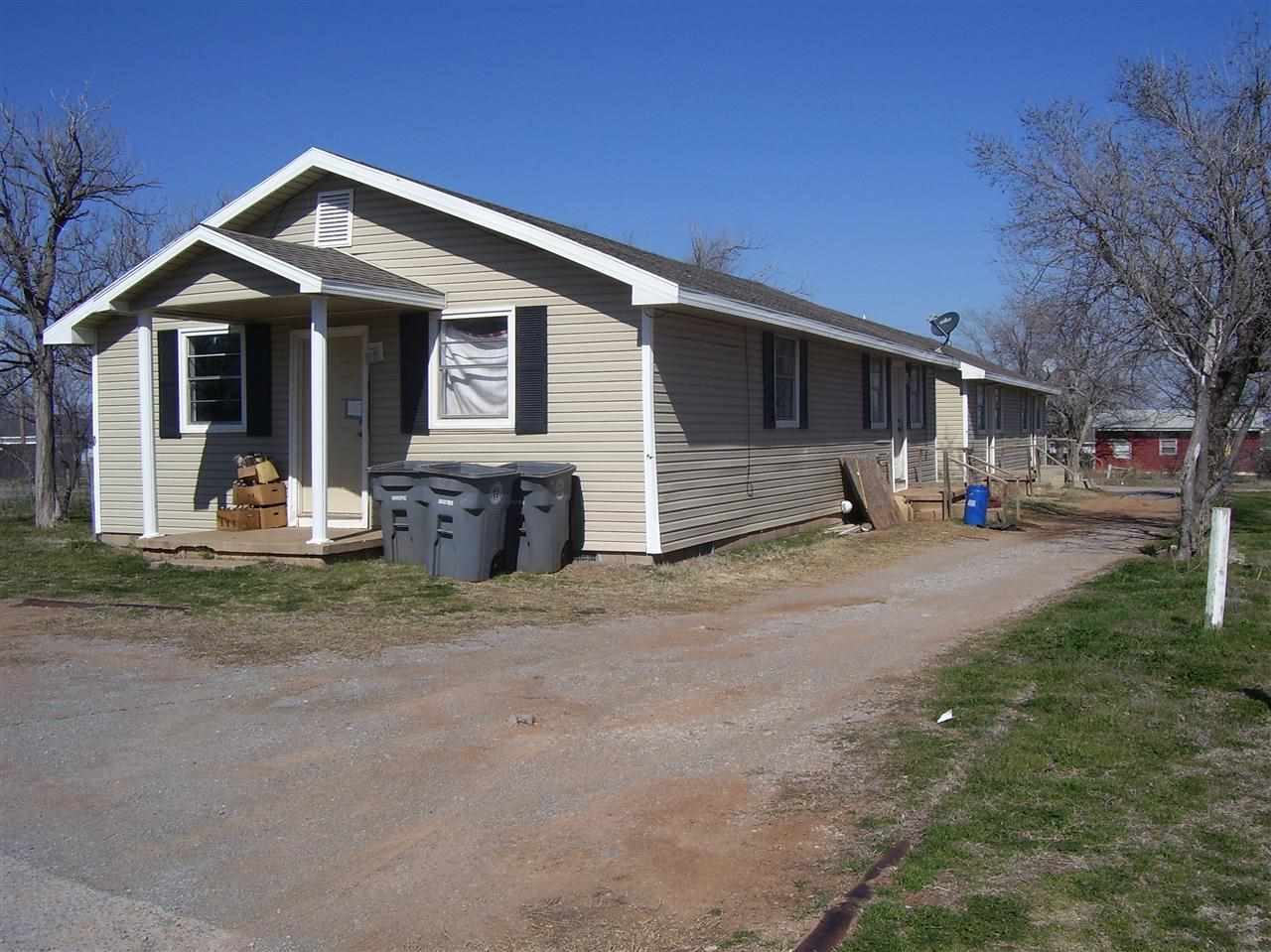 1909 SW Douglas Ave, Lawton, OK 73501