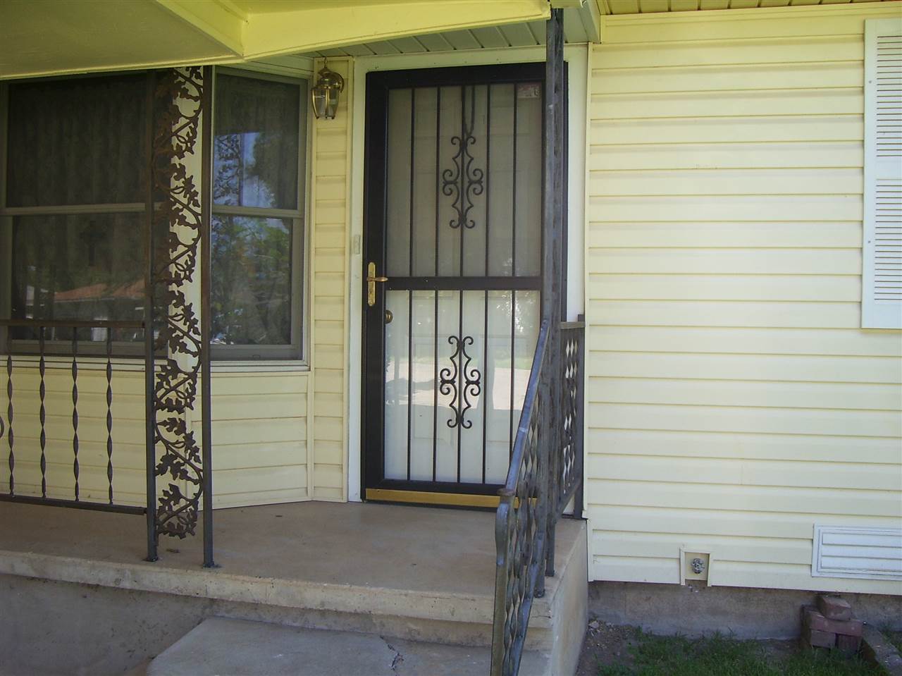 1216 SW 26th St, Lawton, OK 73501