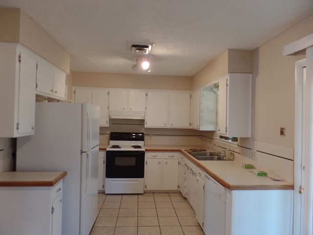1035 SE Alta Ln, Lawton, OK 73501