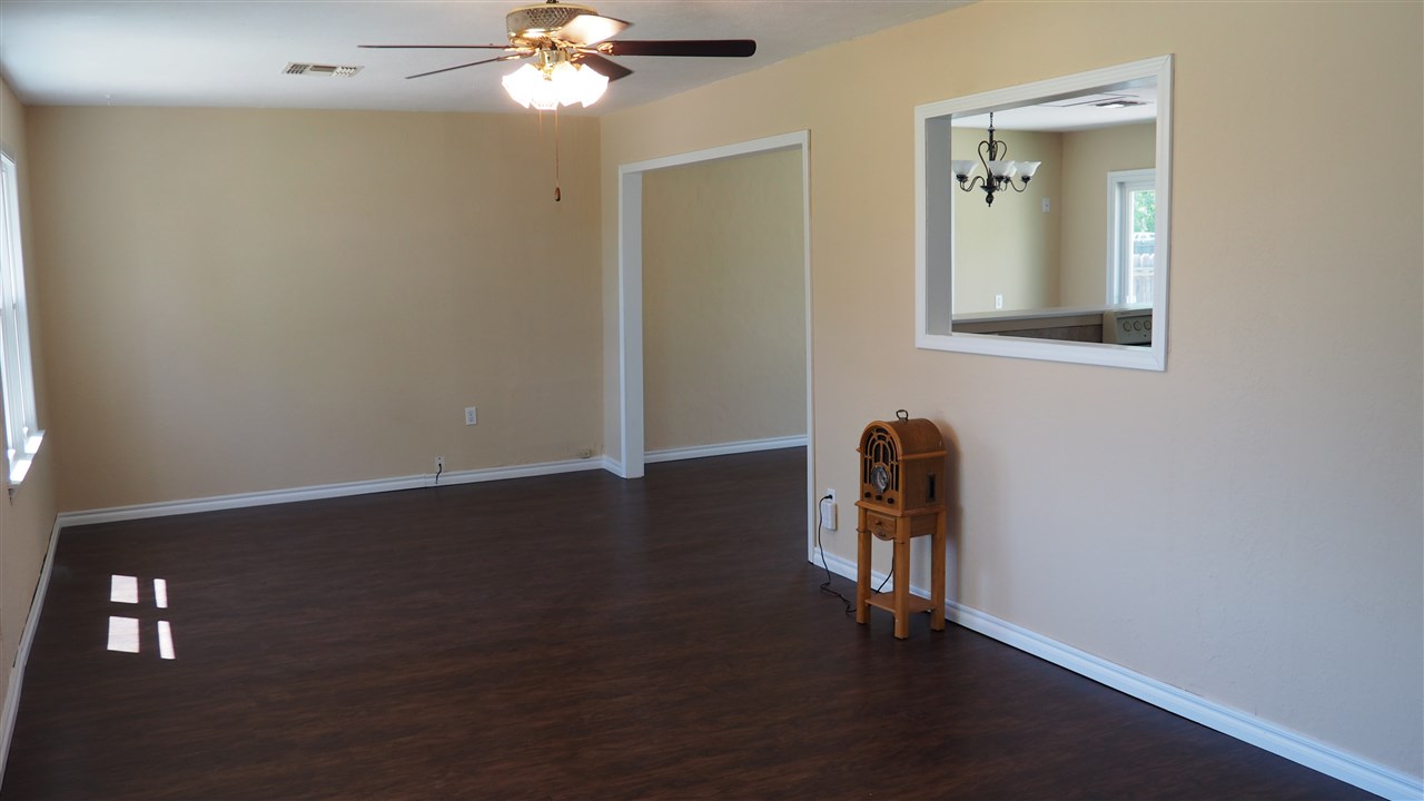 1113 NW Andrews Ave, Lawton, OK 73501