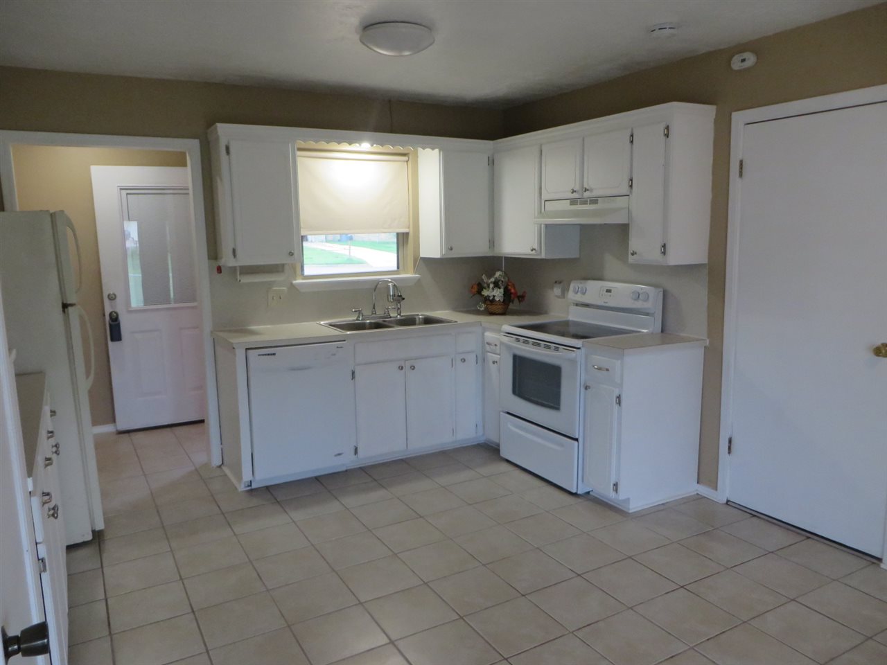 4630 SE Brighton Dr, Lawton, OK 73501