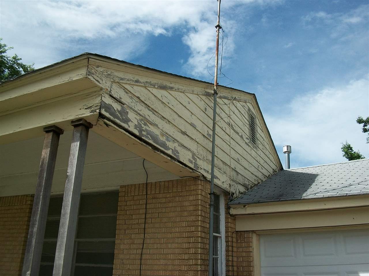 16 NW 26th St, Lawton, OK 73505